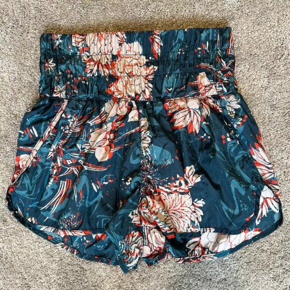 FP Free People Movement Women's The Way Home Shorts Floral Print Size Small - Picture 4 of 4
